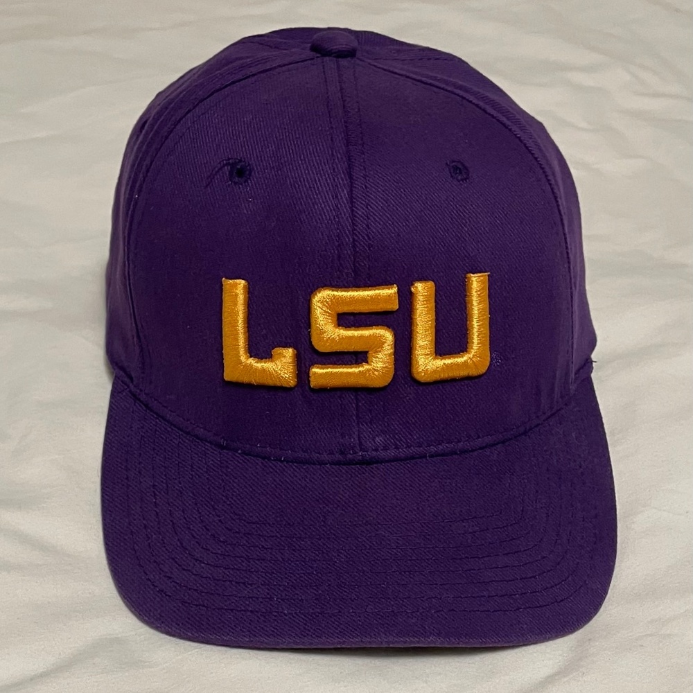Medium Nike Flexfit LSU cap/hat. Purple & Gold. In great condition.